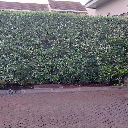 Mamu'S Residence Near Jkia Nairobi Exterior photo